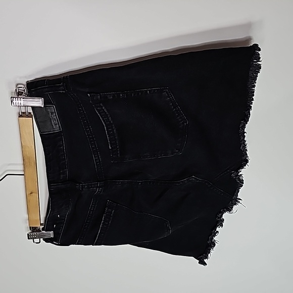 AMERICAN Eagle black size 2 button fly jean skirt - Picture 3 of 5